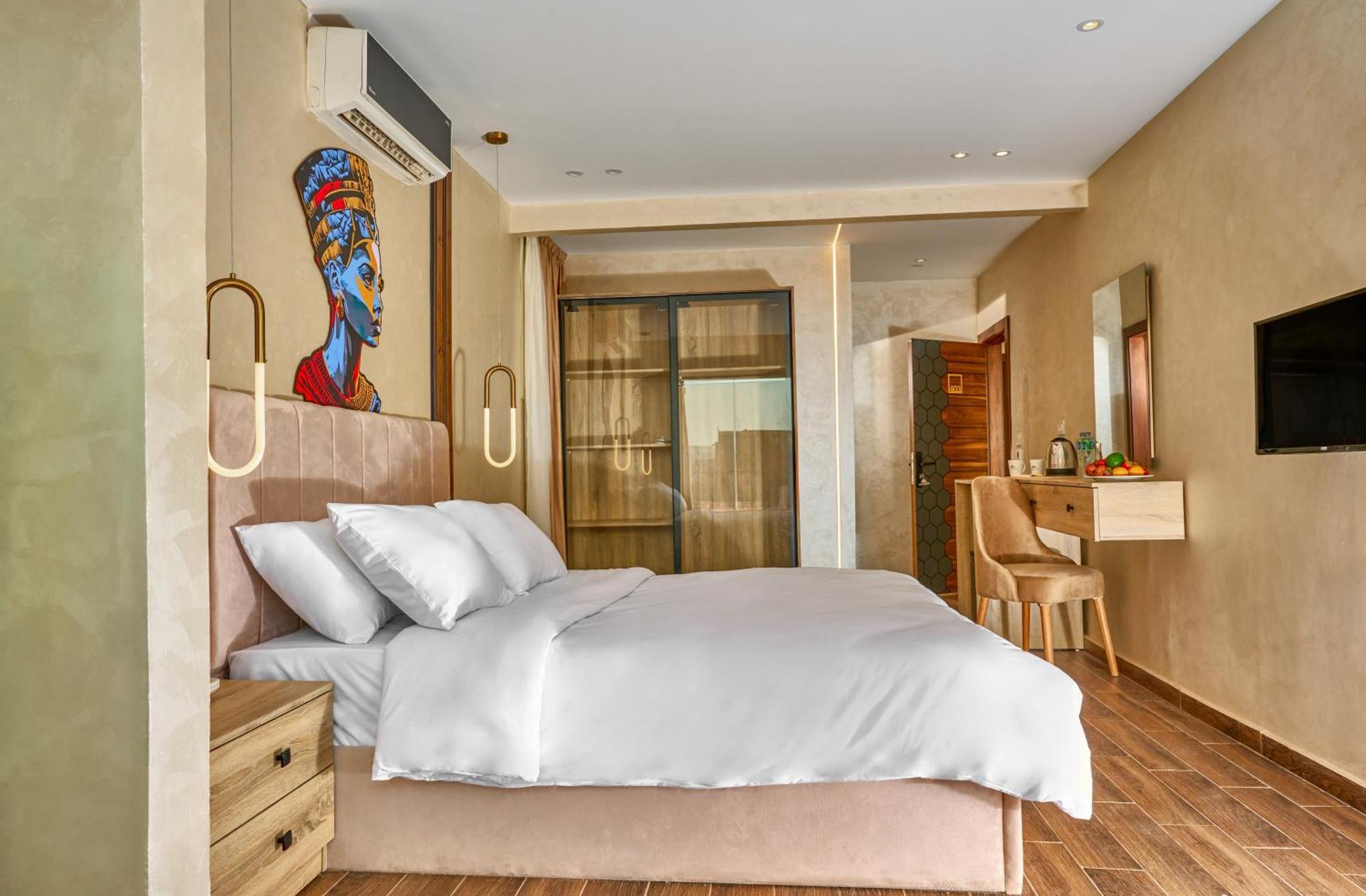 Cleopatra Tower Pyramid View Hotel Kafrat al Jabal Exterior photo